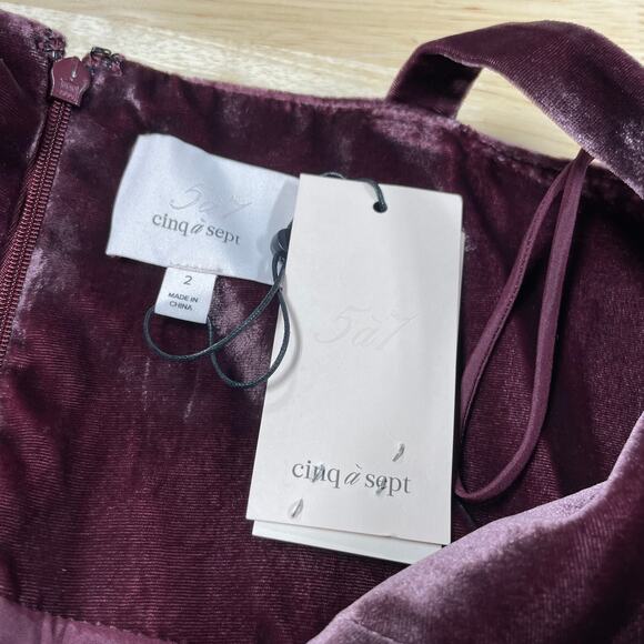 Cinq à Sept NWT Genevive Velvet Ruched Cutout Gown Calla Lilly Purple Size 2 - Picture 4 of 11